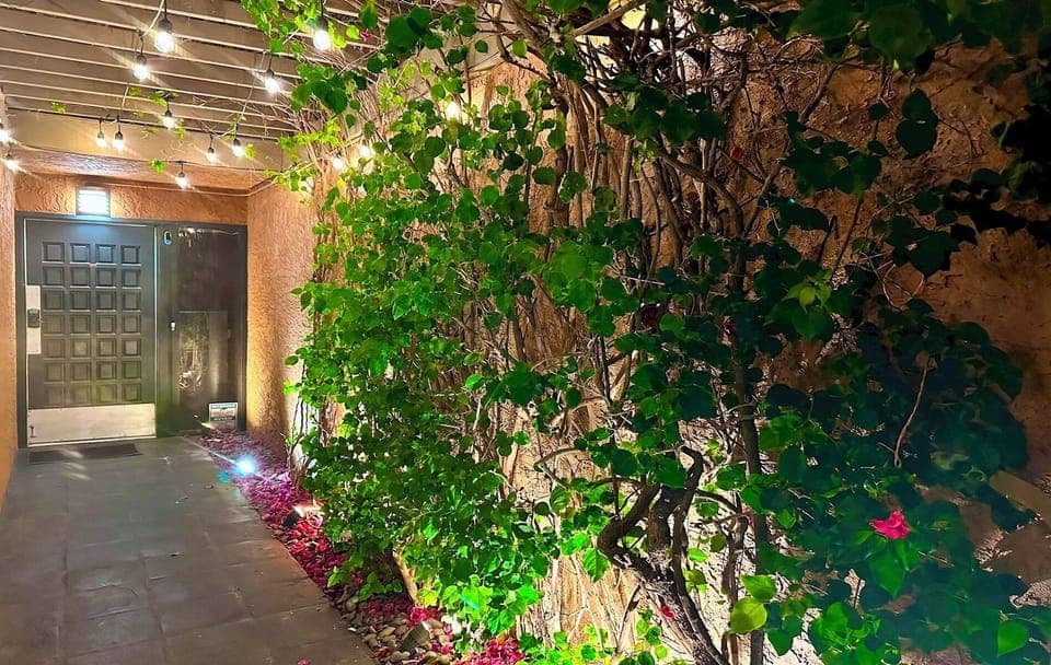 Villa Bougainvillea - ScottsdaleGolfVilla - ScottsdaleResortVillas - Best of both worlds with a Private Villa with Private SPA & access to Full Service Resort with Full Resort Amenities including Resort Pool, Gym, Restaurant, Bar, Kayaks, Lake, Golf
