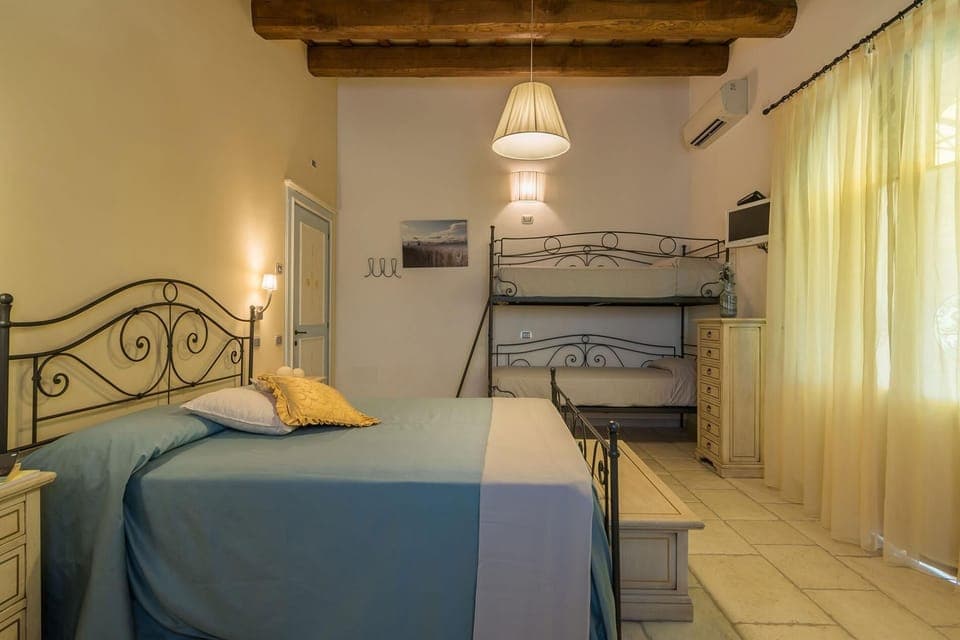 Villa Design 9 (6712)