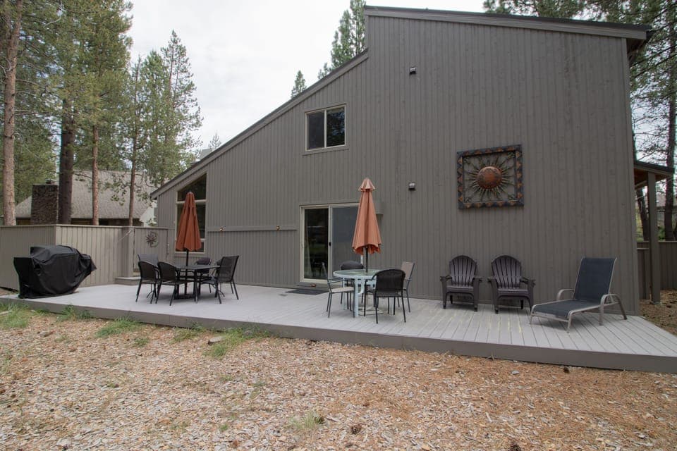 Spacious Trex Decking on back deck