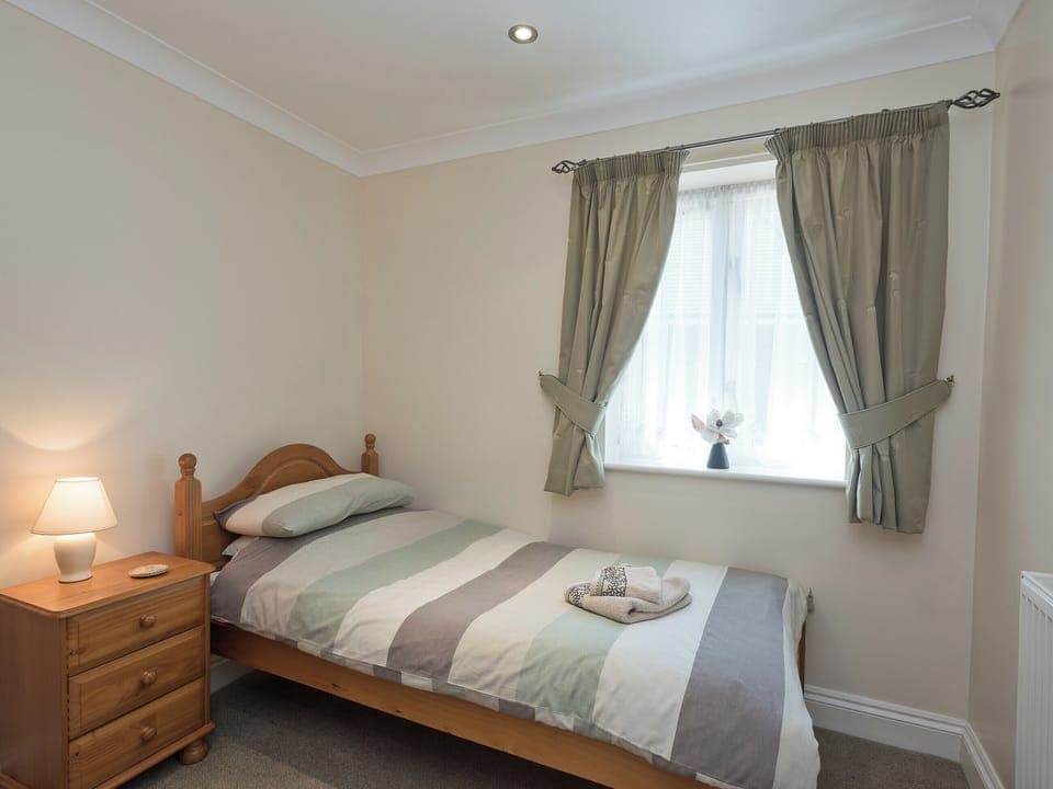Single bedroom | Puddle Inn Duck, Horning, near Norwich