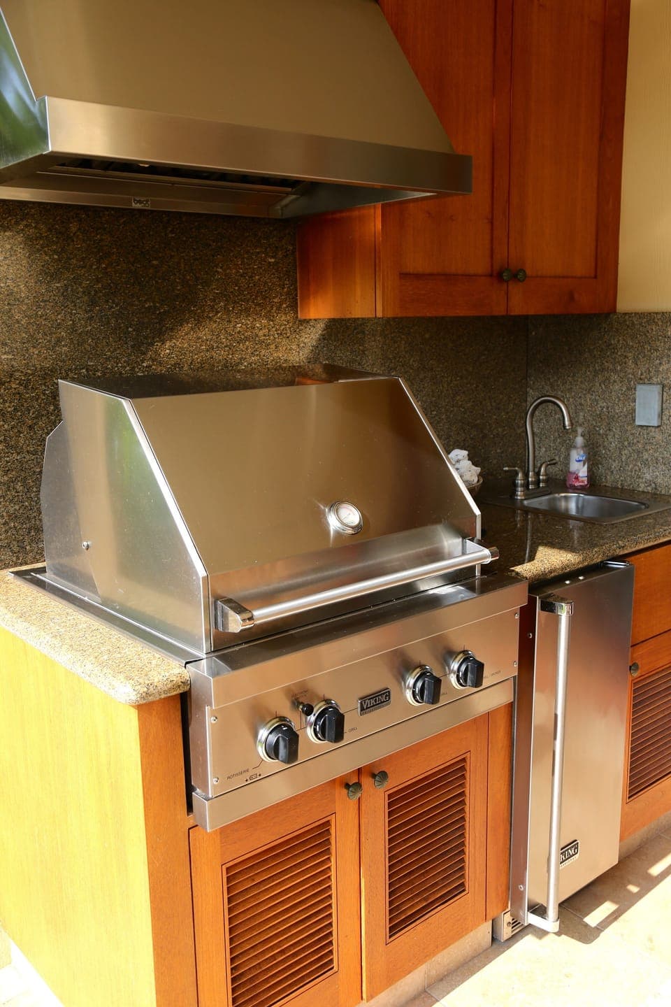 Garden Patio BBQ and Wet Bar