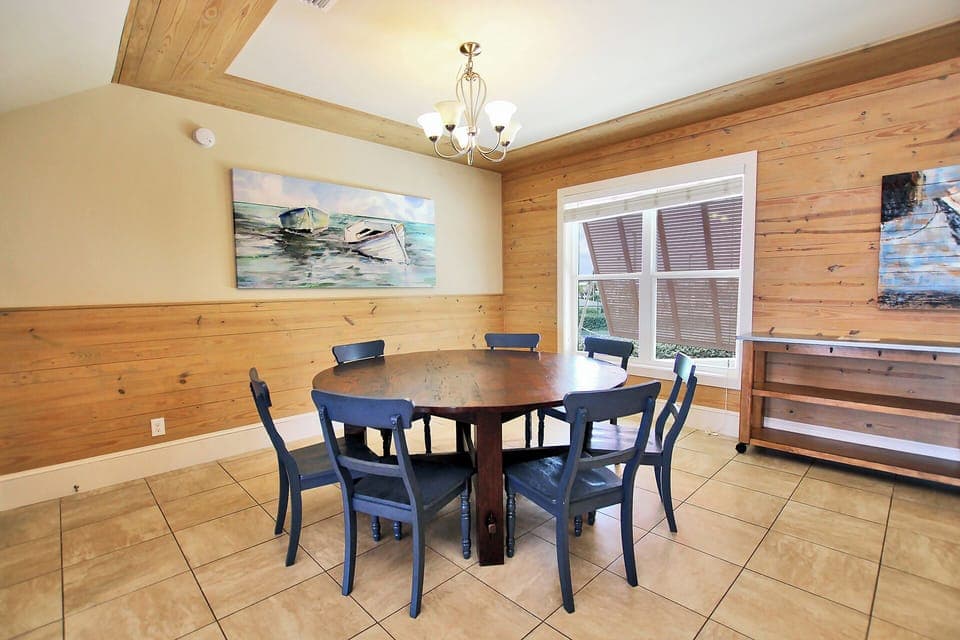 3 - Dining Area (1)