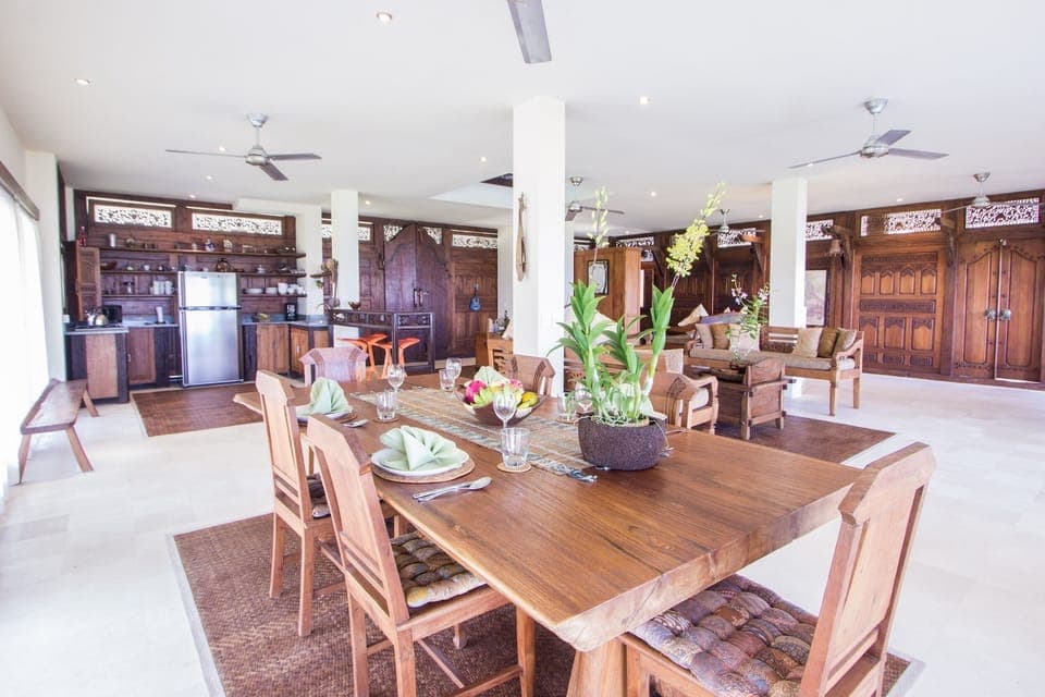 dining villa Joglo