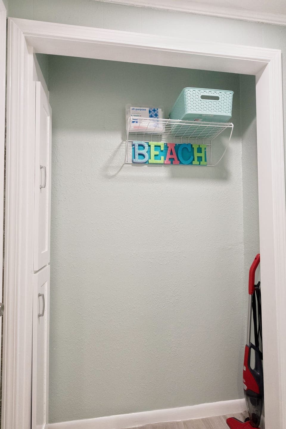 Luggage/Suitcase space, First aid kit, Tissues