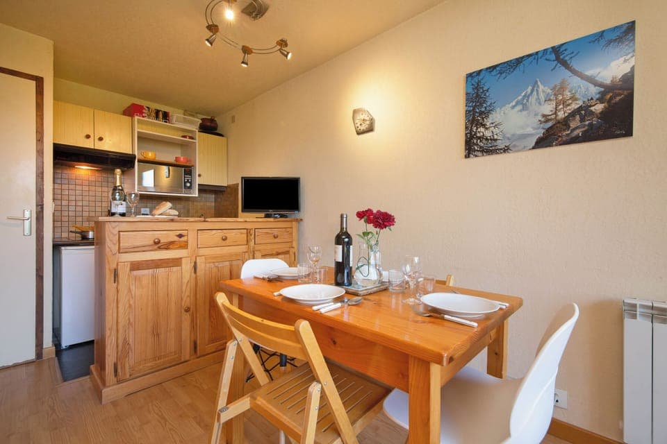 Kitchen and dining area