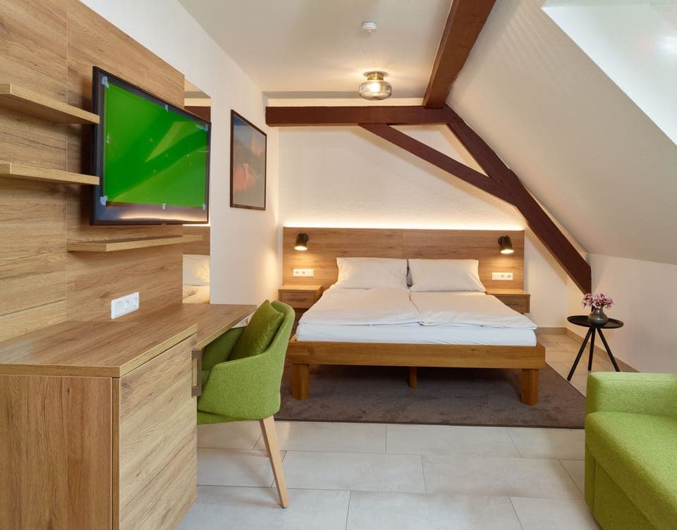 Double Room | Minibar, desk, laptop workspace, iron/ironing board