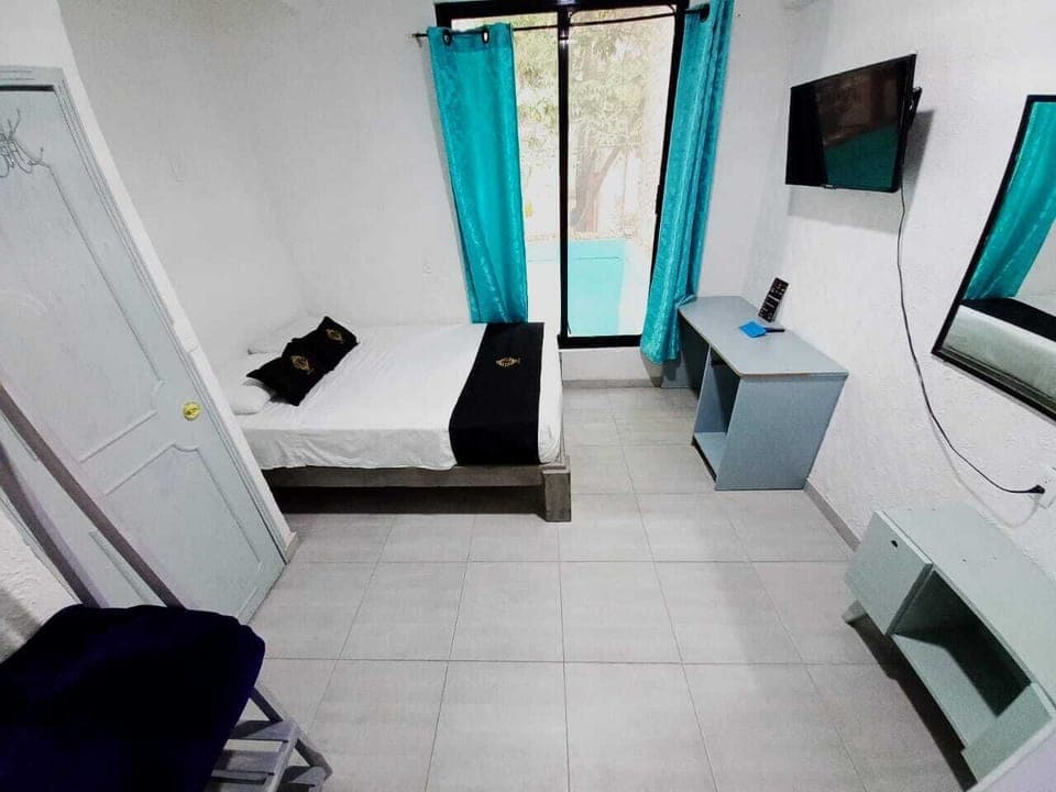 Double Room, Non Smoking (Cuetzalan) | Hypo-allergenic bedding, desk, laptop workspace, blackout drapes