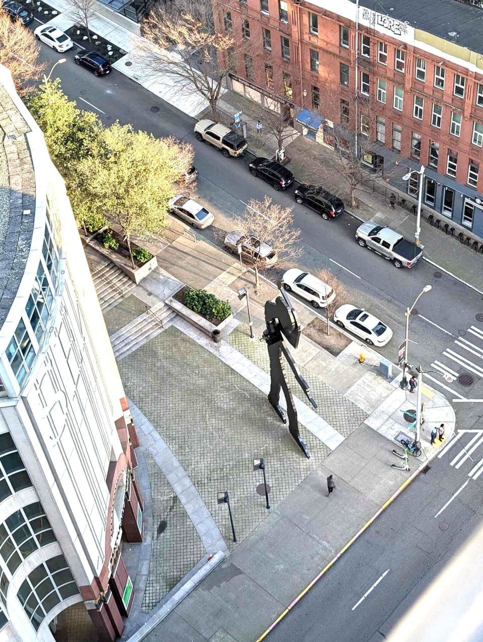 Looking down on the 48' tall Seattle Art Museum "Hammering Man" from balcony