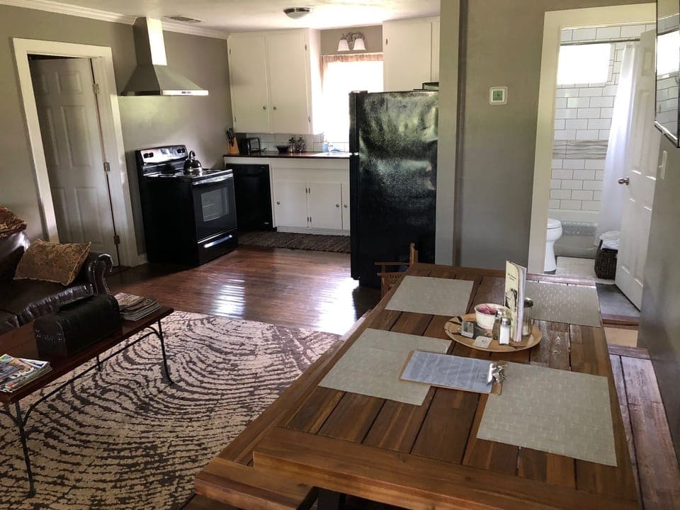 Bungalow Kitchen and Dining Area