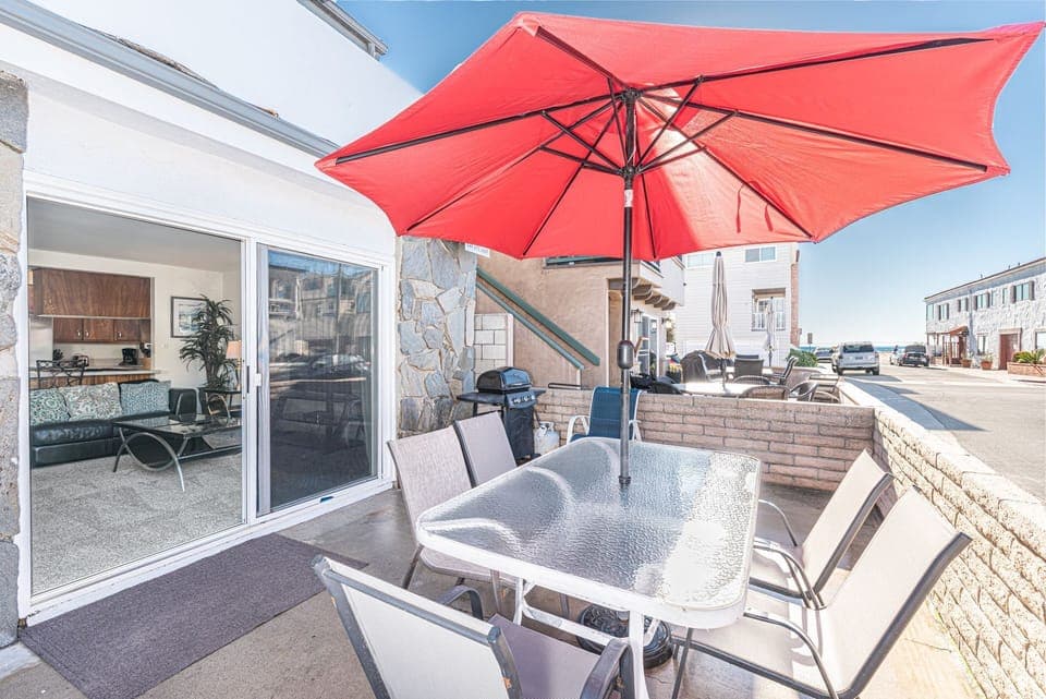 Enjoy ocean breezes all day long on the front ocean view patio.
                