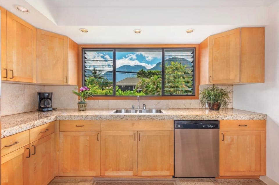 HAN Kitchen - Great view from kitchen sink. Nice counter space for food prep.