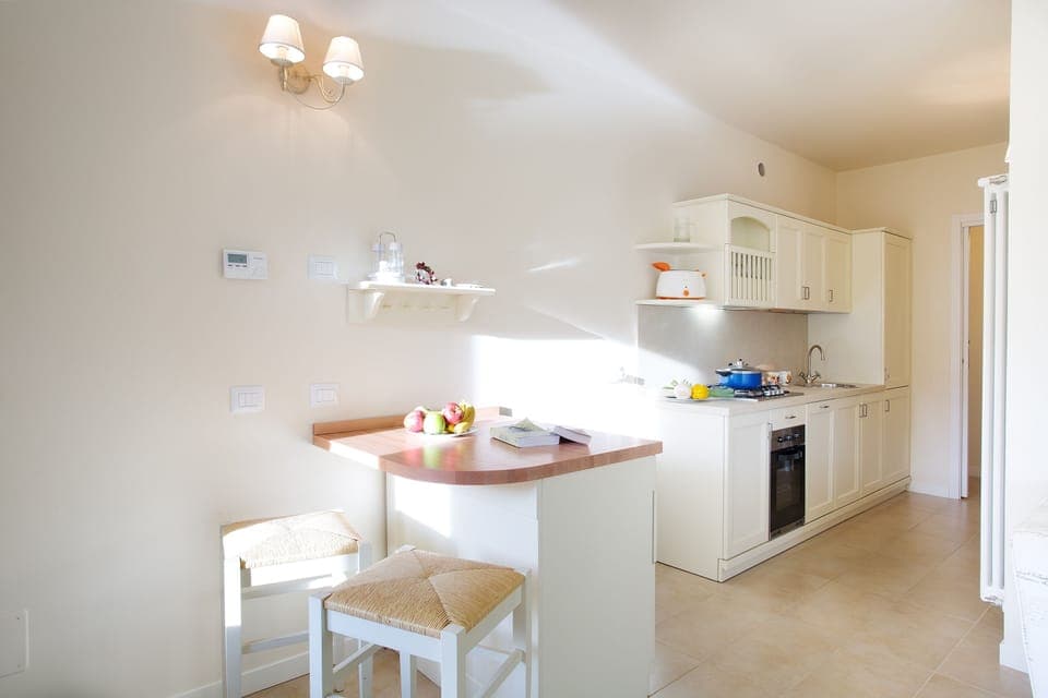 Fully fitted modern kitchen