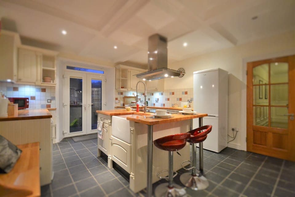 Heart of the Cottage. 
Fully equipped kitchen with all you need for dining.