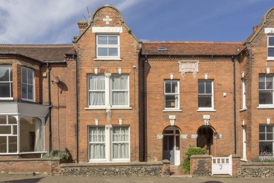 Piper's Lodge, Sheringham: A spacious and elegant Edwardian town house