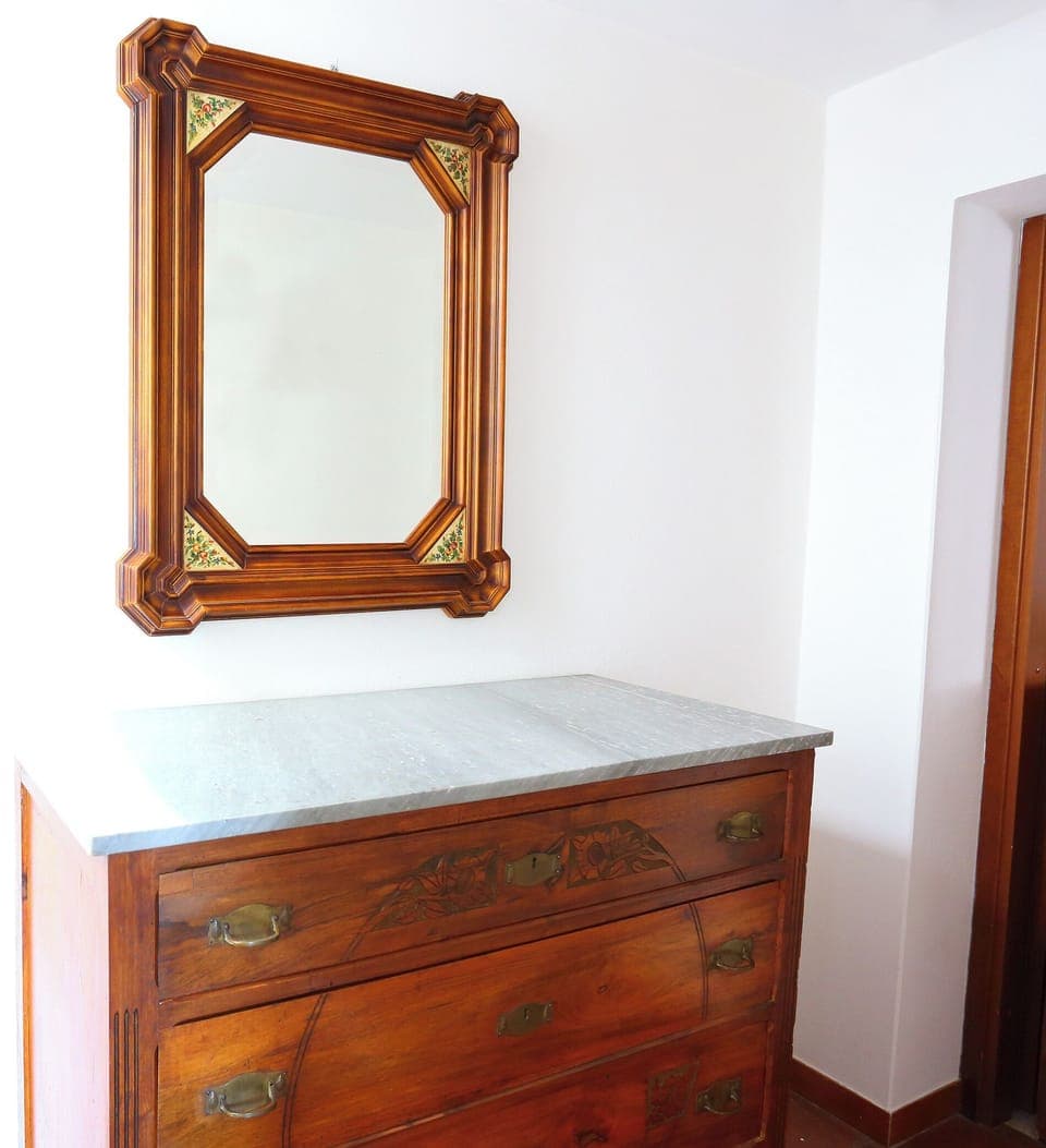 First Floor Mirror and Storage