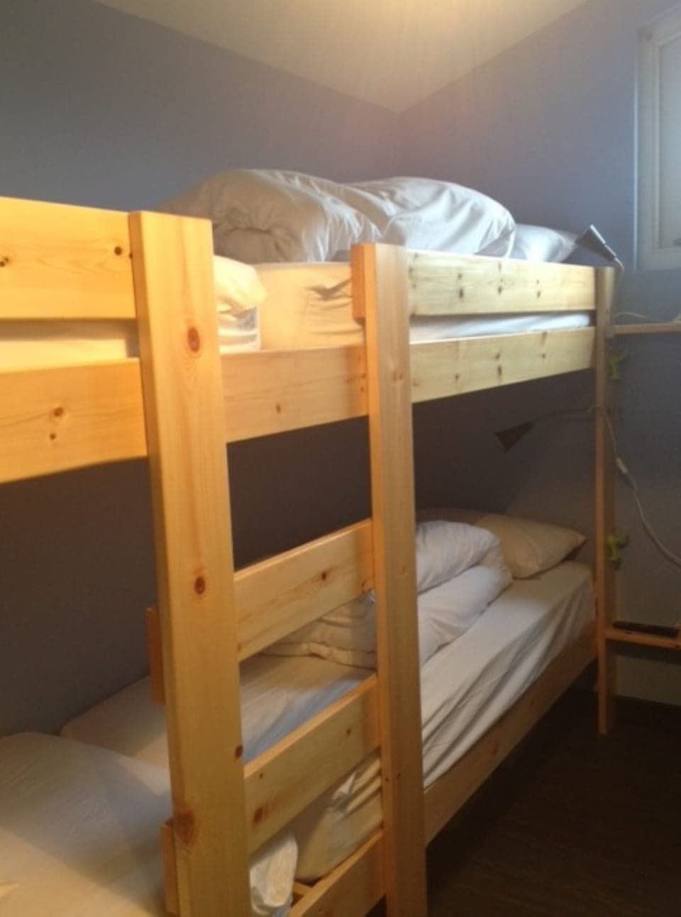 Bunkroom (sleeps 4)