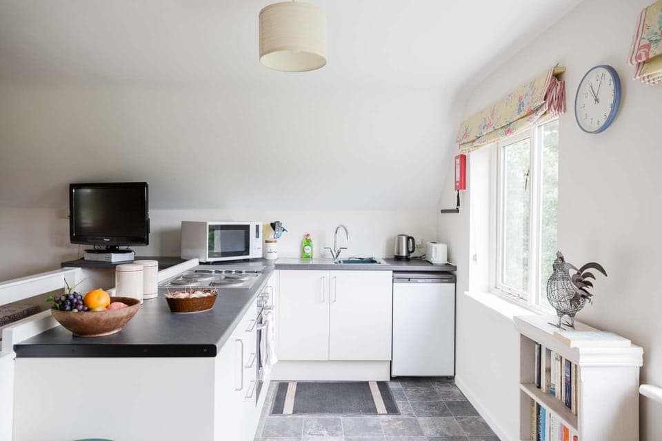 Well equipped kitchen / fresh farm  eggs available!l