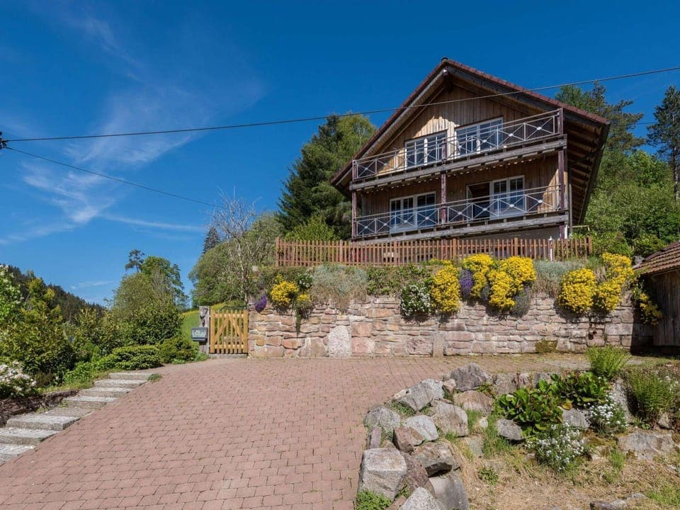 Sauna I on the edge of the forest I fenced
