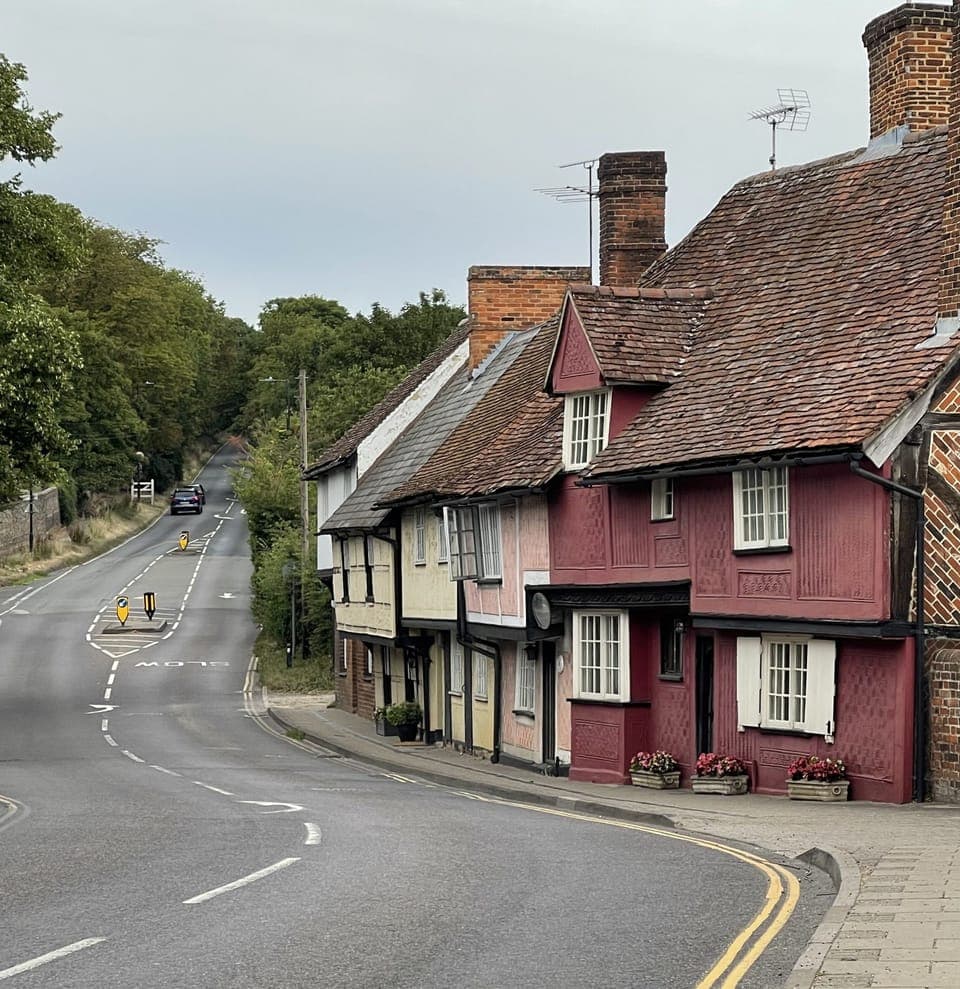 Cottages on Bridge St looking north up Windmill Hill . 