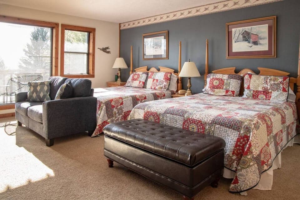 Two queen beds