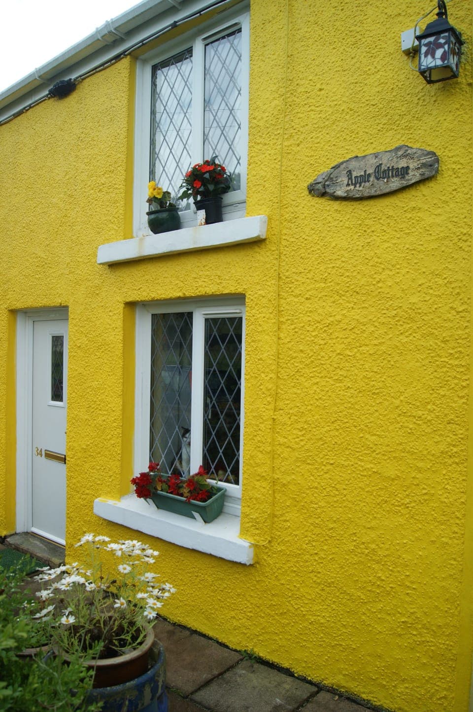 lovely stone one bedroom cottage