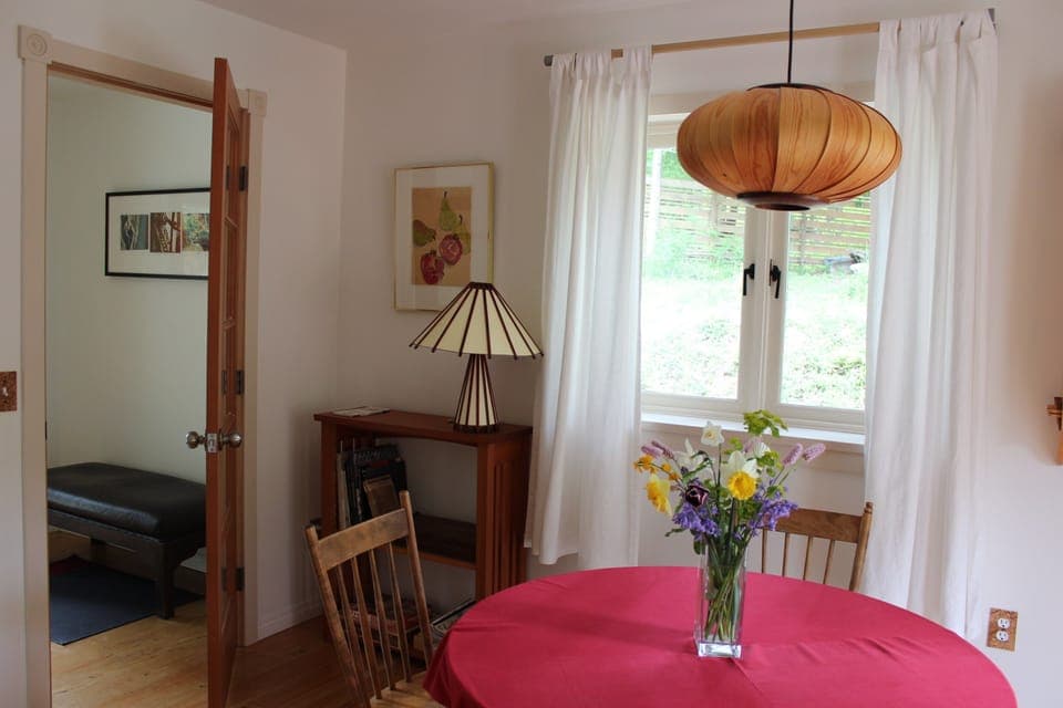 Entrance vestibule and dining table