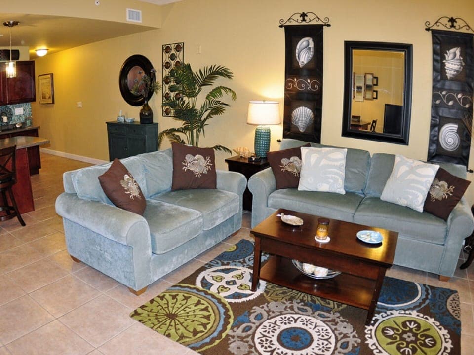 Beautiful decor with the comfort of tall ceilings!