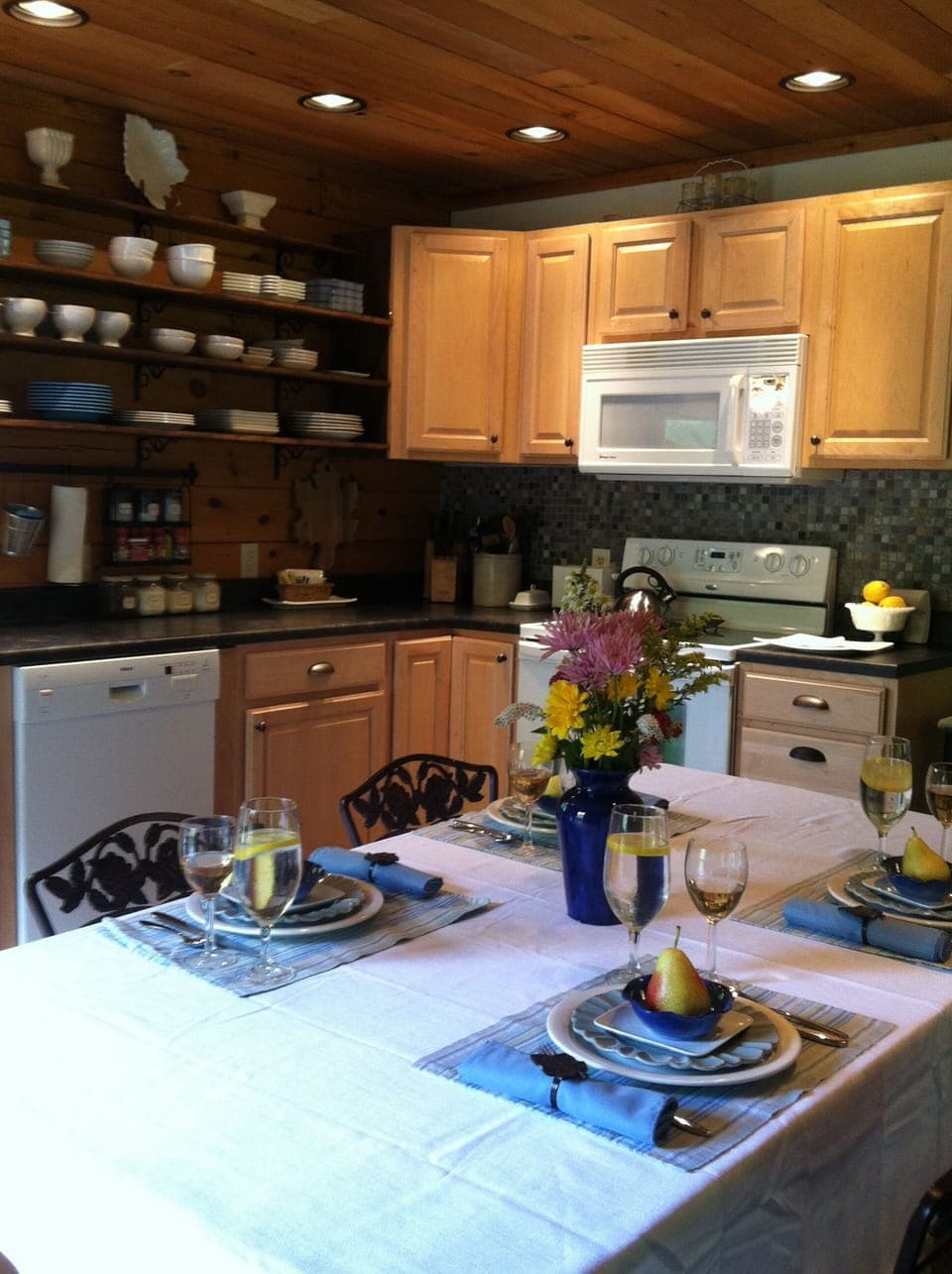 Kitchen/Dining