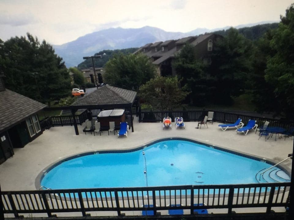 pool with spa