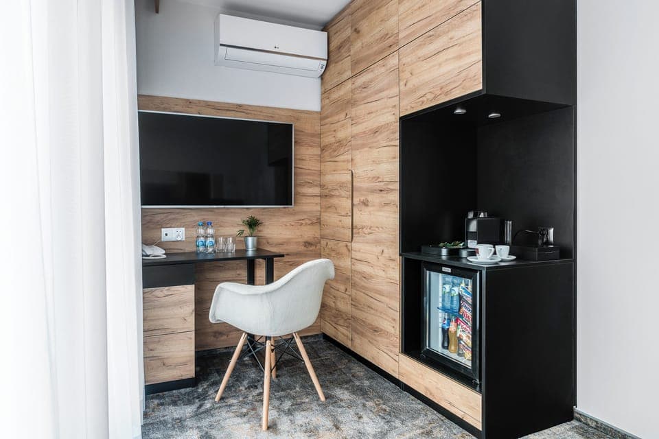 Standard Double Room | Premium bedding, minibar, in-room safe, desk