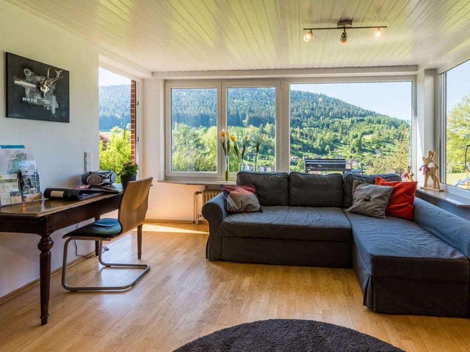 Light-flooded living rom