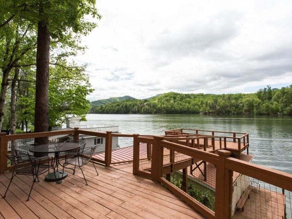 What a great spot to have you lunch.