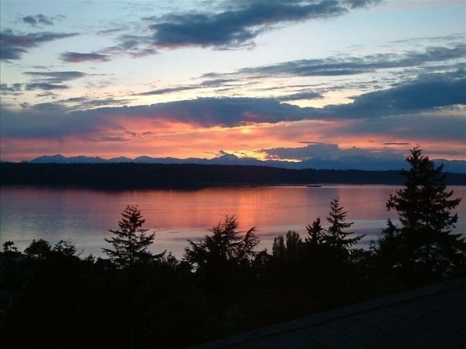 Sunset Over The Puget Sound