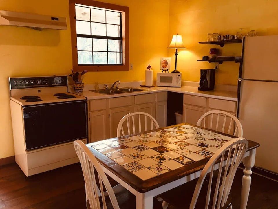 Fully-equipped Kitchenette