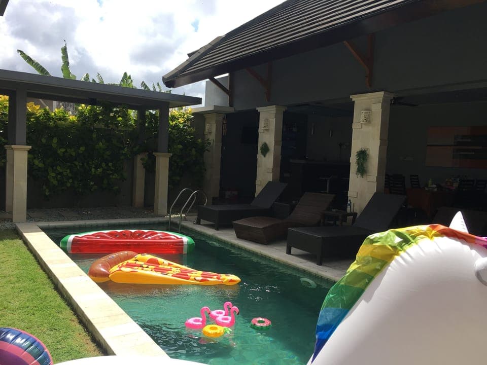 Modern 4 Bedroom 4 Bathroom villa pool