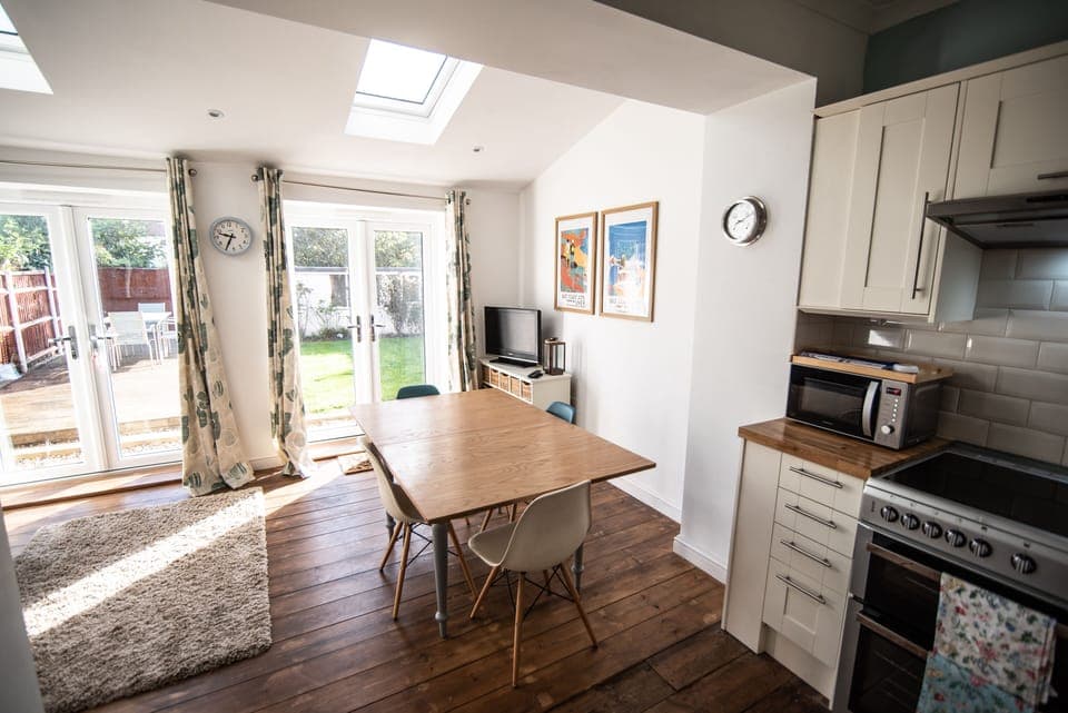 Kitchen / dinning / 2nd reception