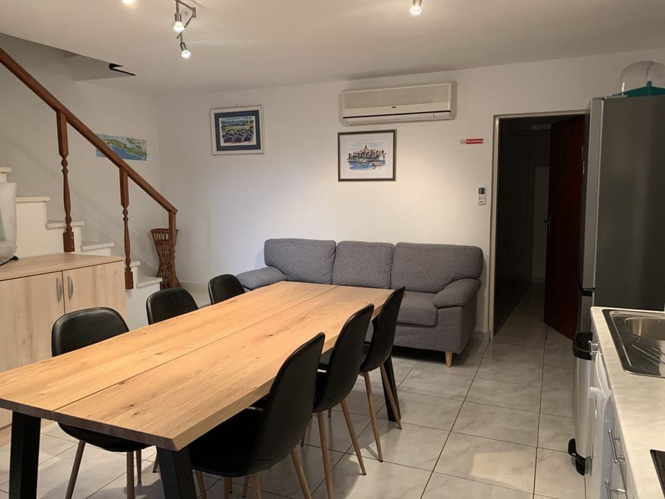 Kitchen / diner area