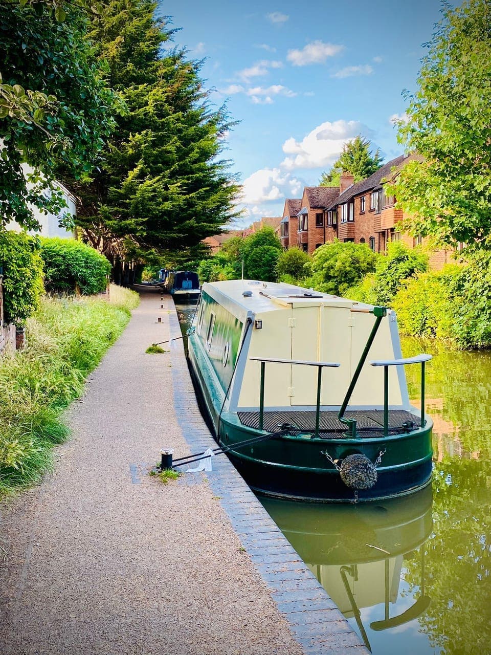 Canal path walk in Stratford upon Avon