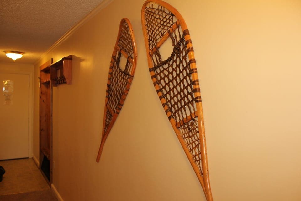 Hall with recessed ski rack