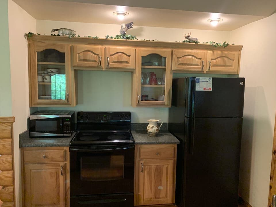 Fully equipped kitchen with pots, pans, dishes & glassware. Just bring your food