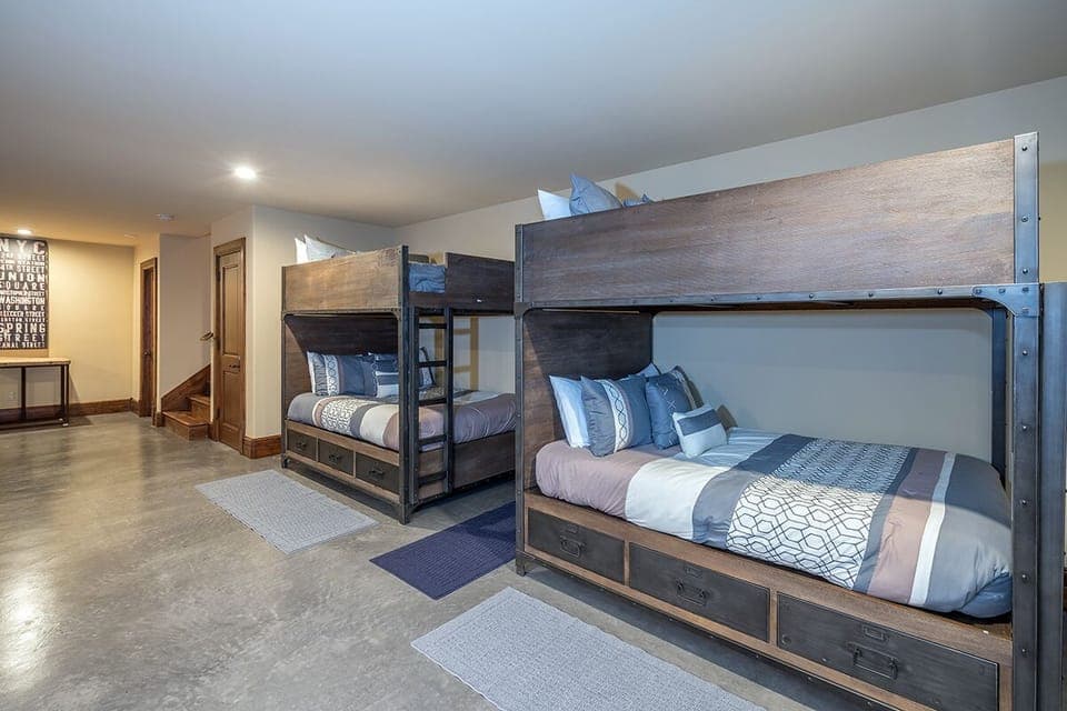 18-Telluride-ProspectFalls-Bunk.jpg