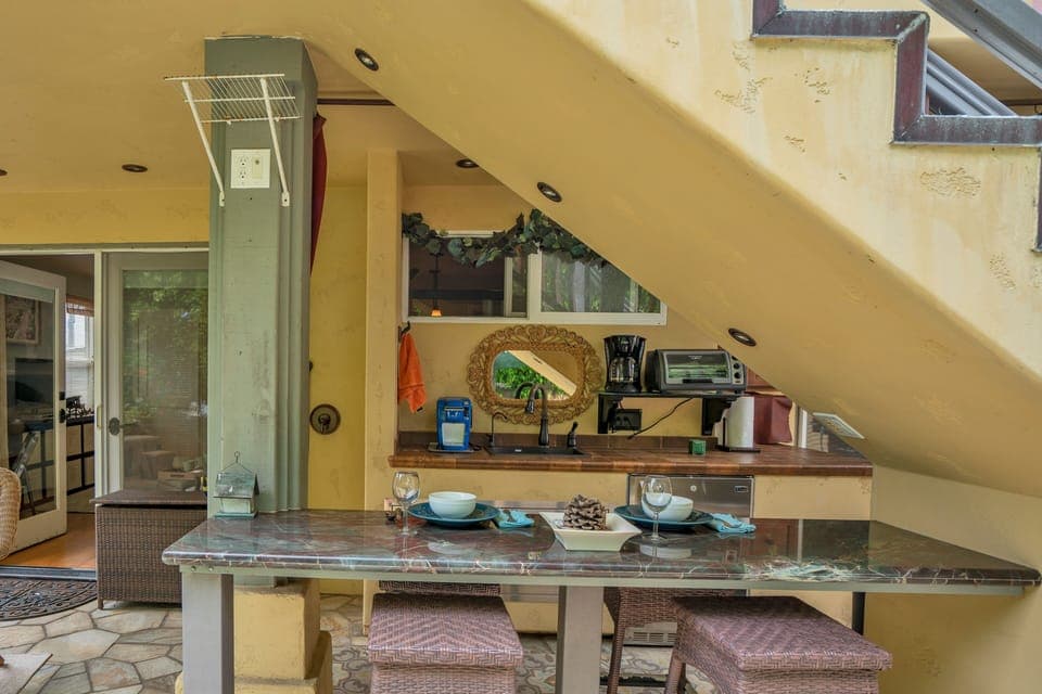 The kitchen is outdoors and mostly under cover.  Here is its hub.