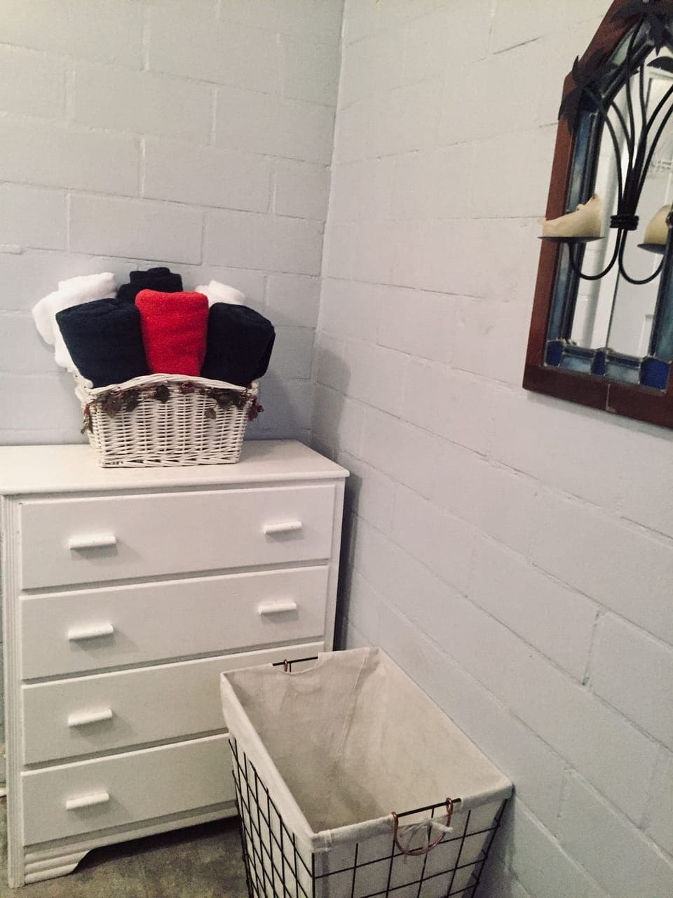 Plenty of bath and pool towels provided!