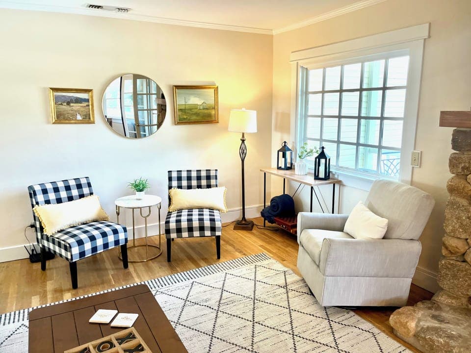 Lots of seating adjacent to the fireplace