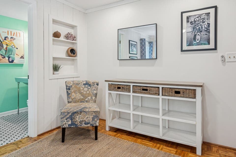 Primavera suite sitting area