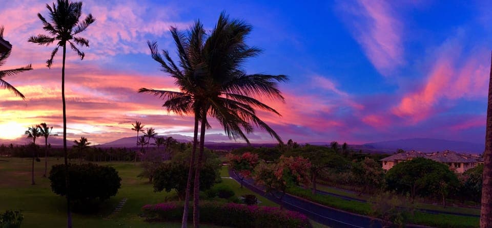 Memorable sunrises and sunsets from the lanai; view of Mauna Kea.   