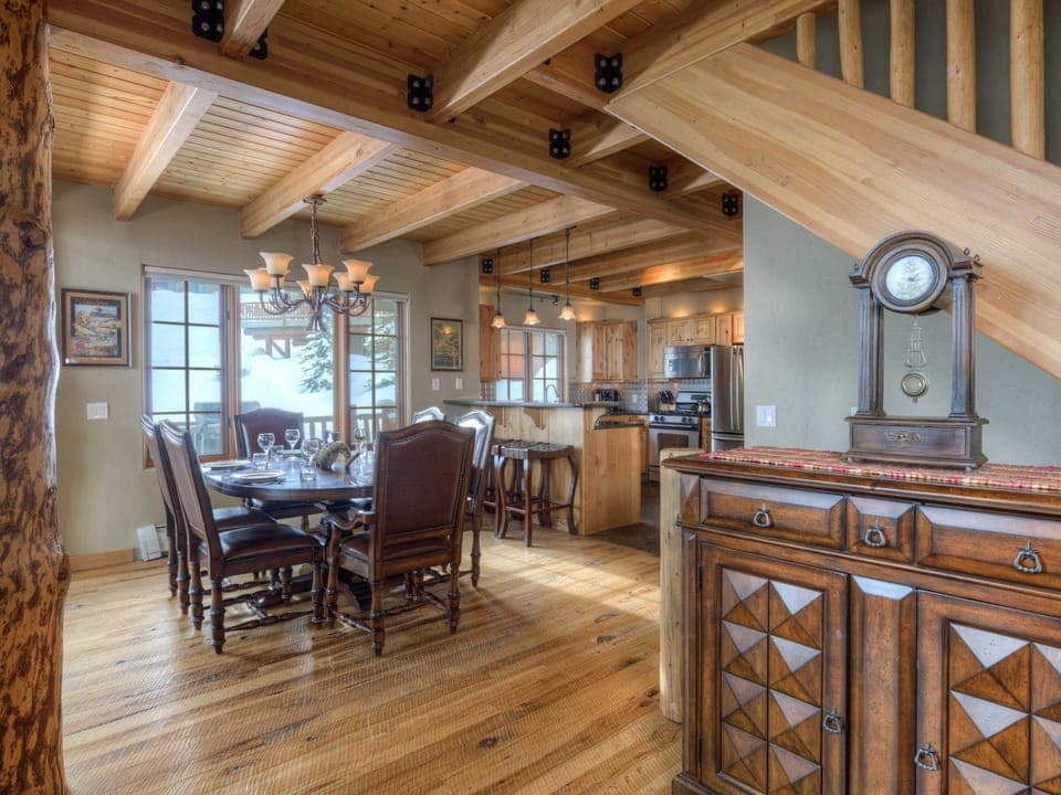 MMH 6 Harvest Moon Dining, 1