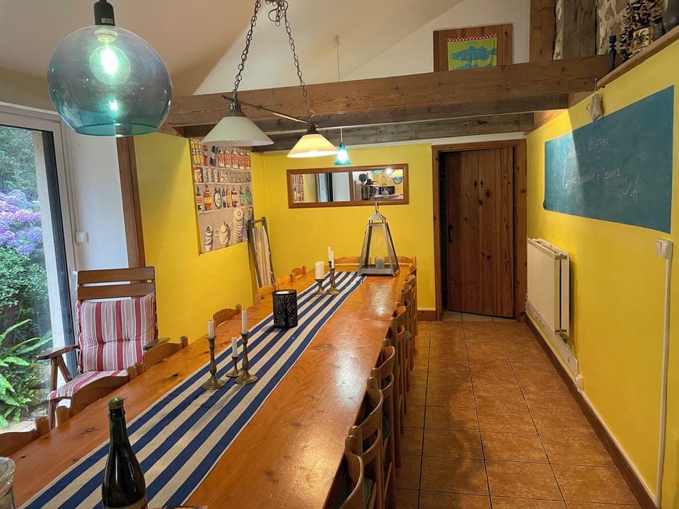 dining room: table seats 18