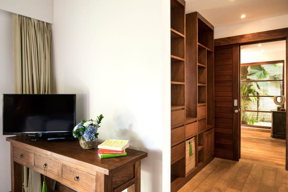 Luxury Haven 6 Bedroom Villa, Seminyak