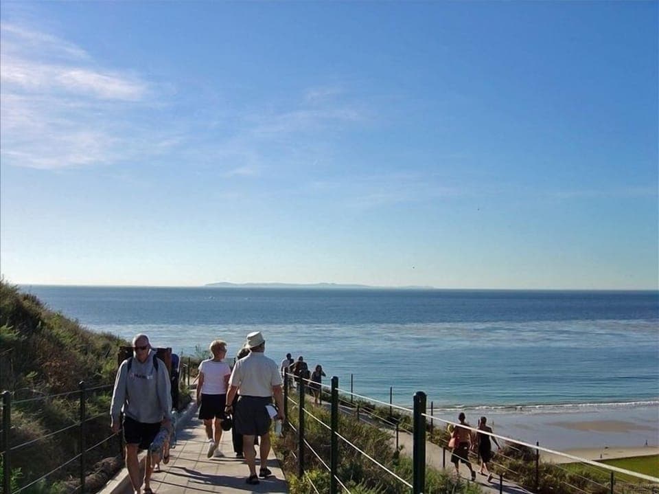 Amazing Ocean Views.......New beach trail Now open.  Bring your camara!